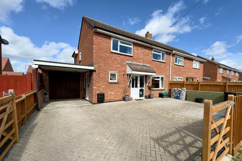 4 bedroom semi-detached house for sale, North Drive, Grove, Wantage, OX12