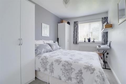 32 Alder Close, Brough, HU15 1ST