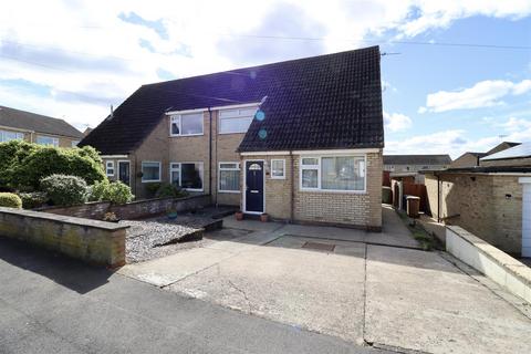 4 bedroom semi-detached house for sale, Wold Avenue, Market Weighton, York