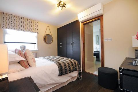 3 bedroom flat to rent, St. Johns Wood Park, London