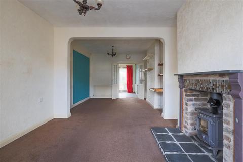 22 Stuart Avenue, Draycott, Stoke-on-trent, ST11 9AA