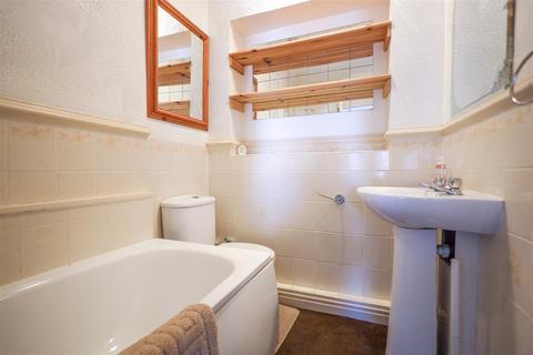 22 Stuart Avenue, Draycott, Stoke-on-trent, ST11 9AA