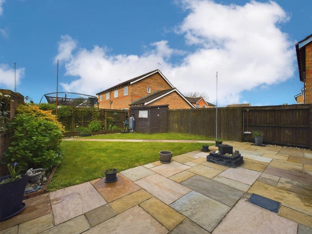 Ext rear 2.jpg