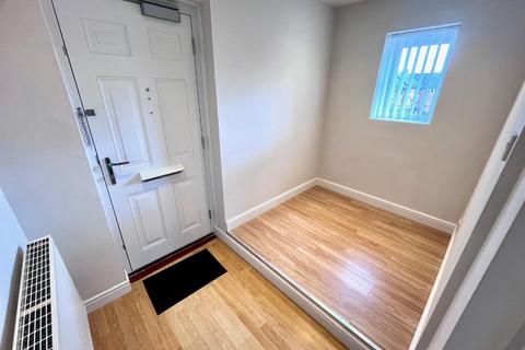 1 bedroom flat to rent, Regent Street, Dudley