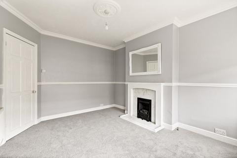 16 Stuart Road, Folkestone, CT19 6NL