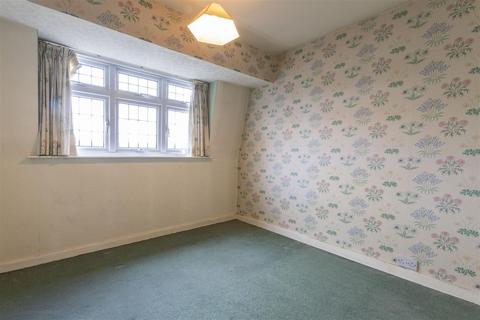 18 Beechdale Close, Chesterfield, S40 4EQ
