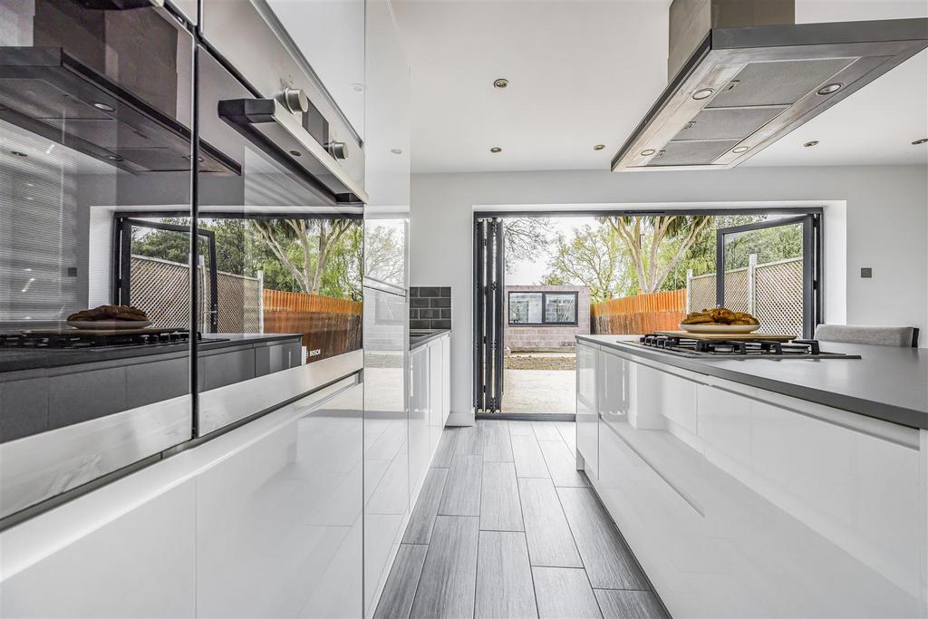 86 Newbarn Road, Bedhampton-Portico Marketing-Sarah
