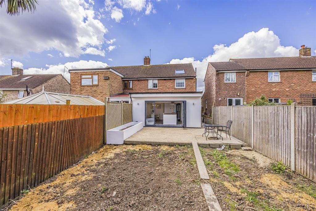86 Newbarn Road, Bedhampton-Portico Marketing-Sarah