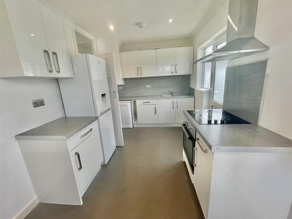 Sherwood Avenue, Potters Bar EN6 3 bed detached bungalow for sale £