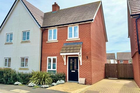67 Narrowleaf Drive, Ringwood, BH24 3FR