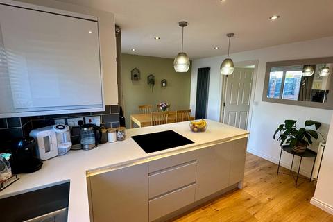 5 bedroom townhouse for sale, Woodfield Close, Kingstone, Hereford, HR2