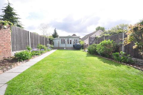 84 Midhurst Hill, Bexleyheath, DA6 7NL