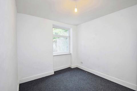 6 bedroom end of terrace house for sale, Norfolk Street, Swansea SA1