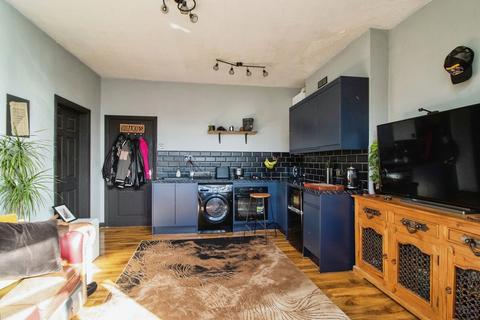 1 bedroom flat for sale, Ailsa Road, Westcliff-on-Sea SS0