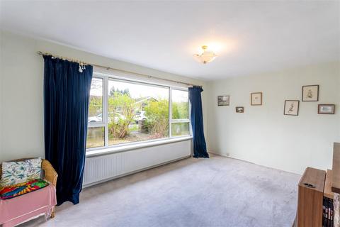 2 Eccles Close, Hope, Hope Valley, S33 6RG