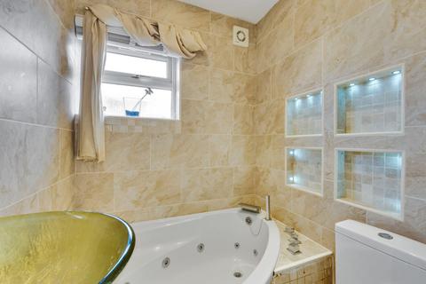 31 Bill Hamling Close, London, SE9 3LP