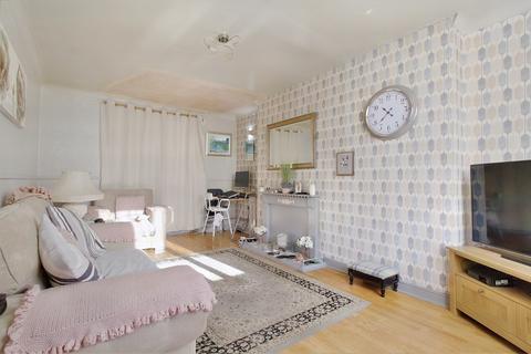 3 bedroom semi-detached house for sale, Markham Road, Doncaster DN12