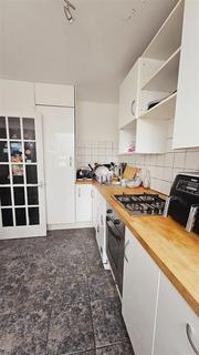 3 bedroom apartment for sale, The Quarterdeck, London E14