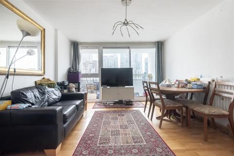 3 bedroom apartment for sale, The Quarterdeck, London E14