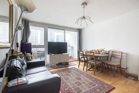 3 bedroom apartment for sale, The Quarterdeck, London E14