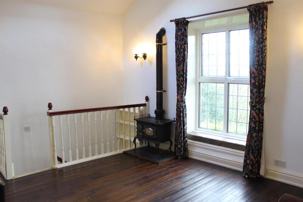 Marple Road, Chisworth, Glossop 1 bed detached house to rent £895 pcm