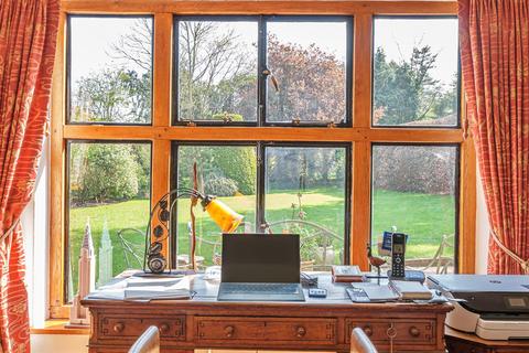 Southlea Guildford Road, East Horsley, Leatherhead, KT24 5RX
