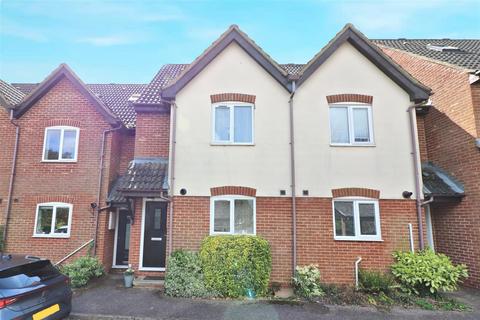 3 bedroom terraced house for sale, Twin Foxes, Woolmer Green, Knebworth, Herts, SG3
