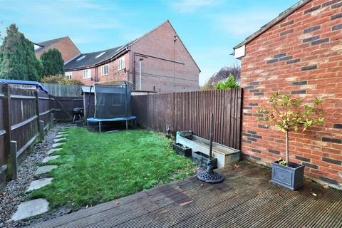 3 bedroom terraced house for sale, Twin Foxes, Woolmer Green, Knebworth, Herts, SG3