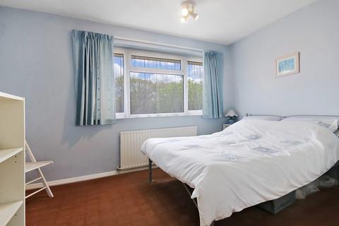 4 bedroom detached house for sale, Lancaster Drive, East Grinstead, RH19