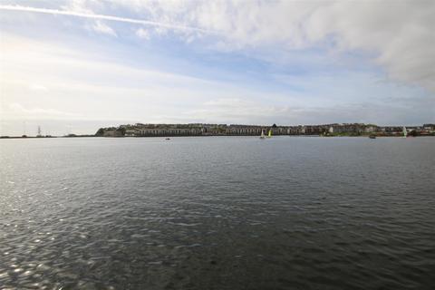 2 bedroom apartment for sale, Y Rhodfa, Barry CF63