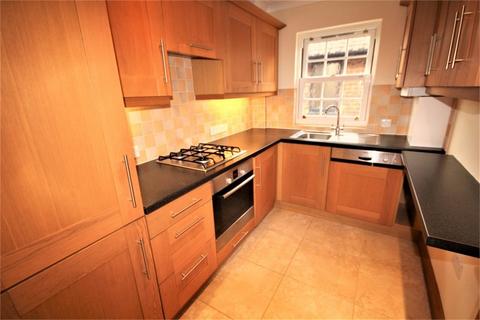 2 bedroom flat to rent, Layters Green Lane, Chalfont St Peter SL9