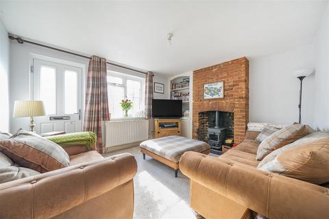 2 bedroom end of terrace house for sale, North Street, Headcorn