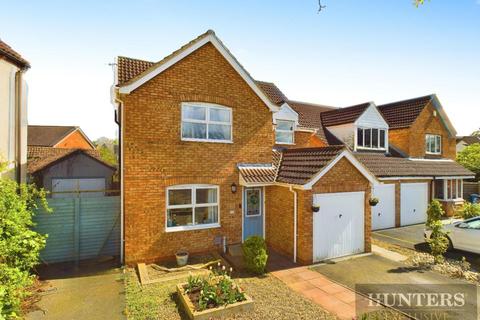 3 bedroom detached house for sale, Curlew Drive, Crossgates, Scarborough