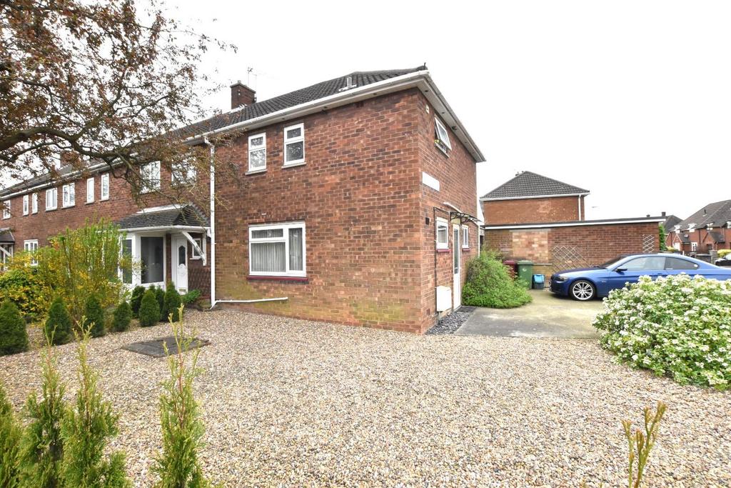 Willoughby Road, Scunthorpe 3 bed end of terrace house for sale £120,000