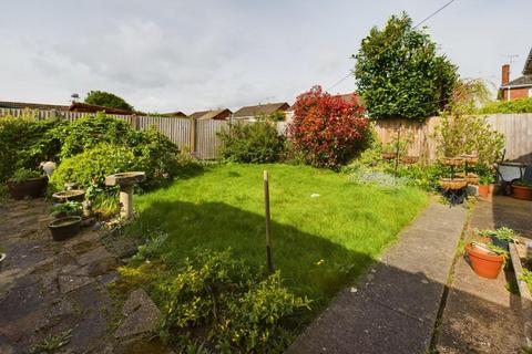 2 bedroom detached bungalow for sale, Beverley Grove, North Hykeham, Lincoln