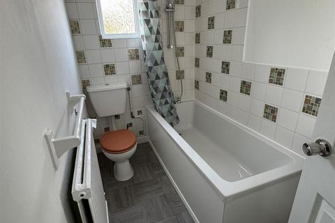 68 Frome Road, Trowbridge, BA14 0DG