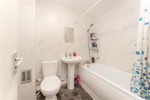 1 bedroom flat for sale, Seymour Road, London