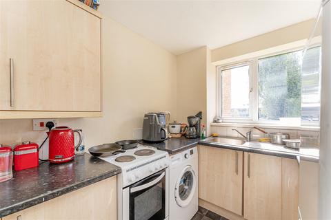 76 Viking Place, London, E10 7ND