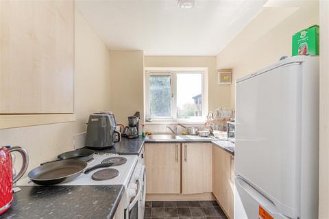 76 Viking Place, London, E10 7ND