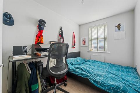 2 bedroom flat for sale, Cathedral Place, Markenfield Road, Guildford