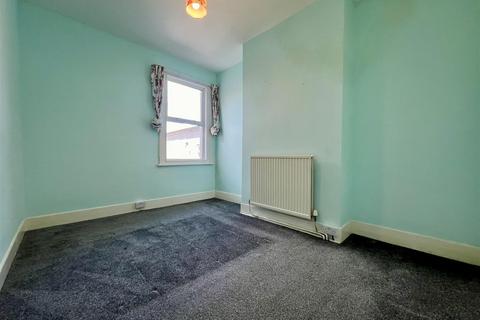 3 bedroom terraced house to rent, Edinburgh Road, Bexhill On Sea TN40