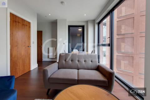 1 bedroom flat to rent, Avalon Point, 1 Silvocea Way, London E14