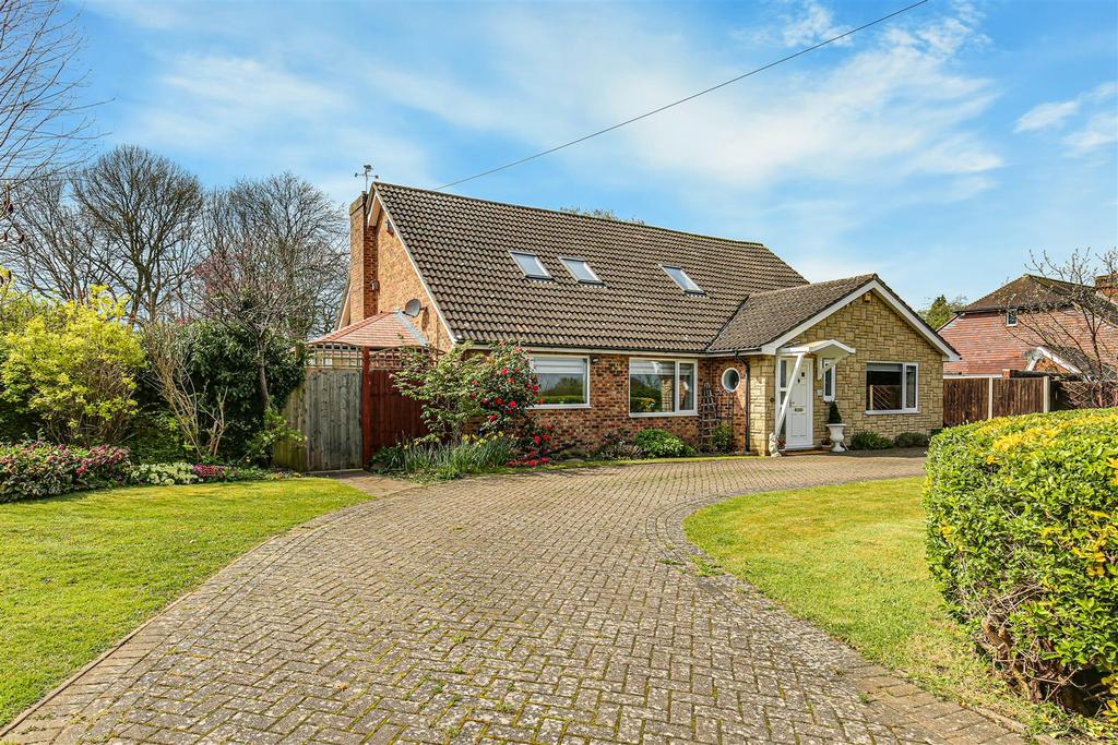 1.  344 Main Road, Westerham Hill, TN16 2 HN - 40 P