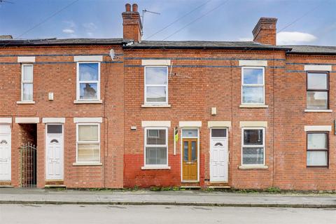 3 bedroom terraced house to rent, Lyndhurst Road, Sneinton NG2