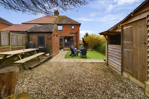 2 bedroom semi-detached house for sale, 6 Wold View, Thornton-Le-Dale, Pickering, North Yorkshire, YO18 7QN