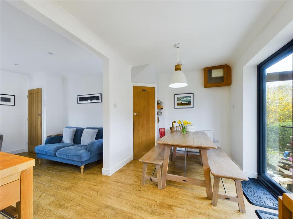 Kitchen/dining area