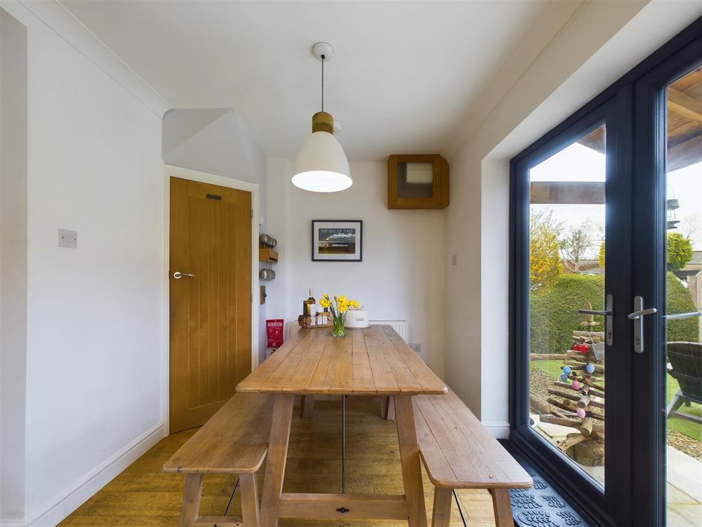 Kitchen/dining area