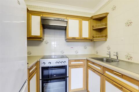 1 bedroom apartment to rent, Beech Court, Mapperley NG3