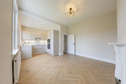53 Ardgowan Road, London, SE6 1UX