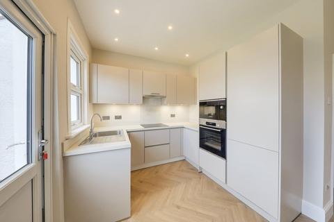 53 Ardgowan Road, London, SE6 1UX